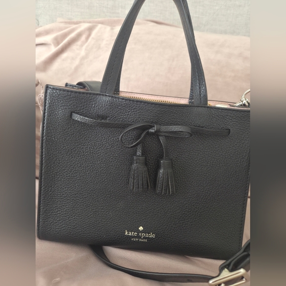 kate spade Handbags - Kate S pade new york Hayes Street Isobel Small Leather Satchel Black 420053